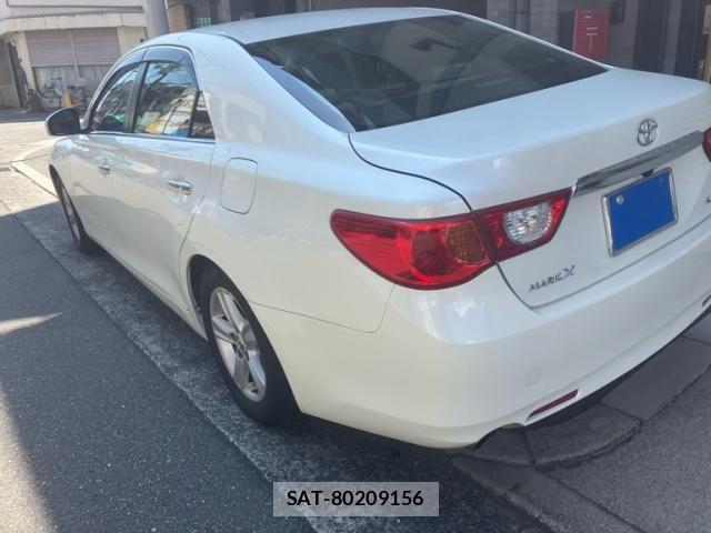 Toyota MARK X 2010-01 8685895-11