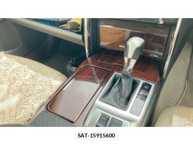 Toyota MARK X 2009-11 8743582-11