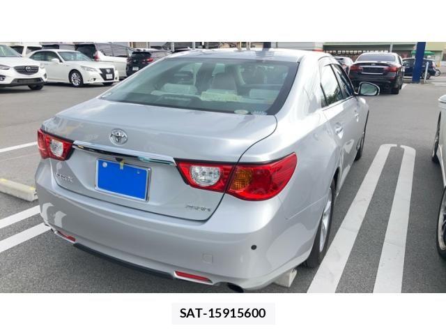 Toyota MARK X 2009-11 8743582-2