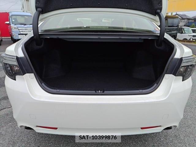 Toyota MARK X 2020-02 8830082-25