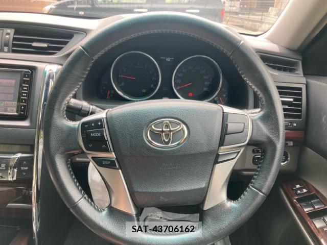 Toyota MARK X 2010-02 8830084-9