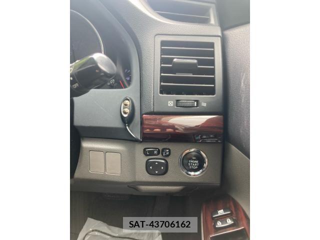 Toyota MARK X 2010-02 8830084-11