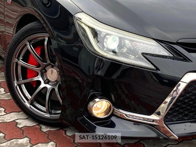 Toyota MARK X 2016-04 8830083-11