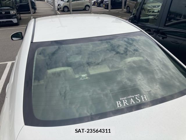 Toyota MARK X 2012-05 8849663-2
