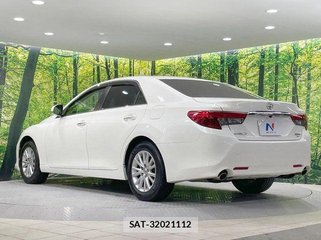 Toyota MARK X 2013-07 8849659-17