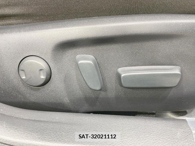 Toyota MARK X 2013-07 8849659-5