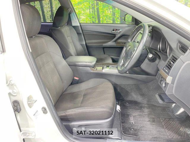 Toyota MARK X 2013-07 8849659-8