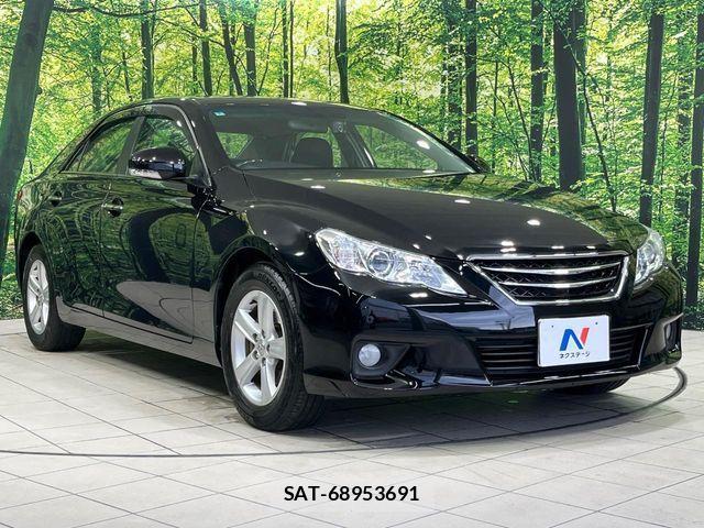 Toyota MARK X 2012-03 8849661-16