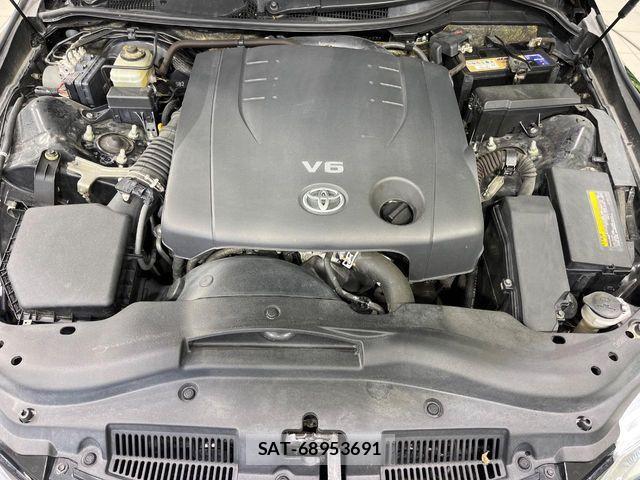 Toyota MARK X 2012-03 8849661-18