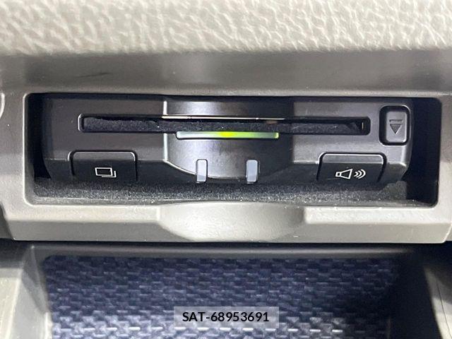 Toyota MARK X 2012-03 8849661-5
