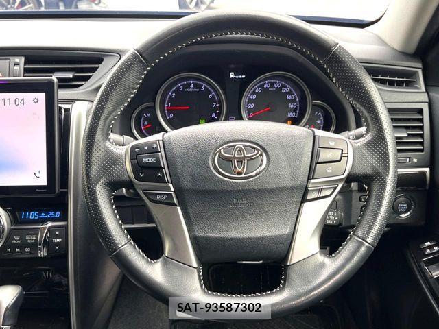 Toyota MARK X 2018-06 8849235-9