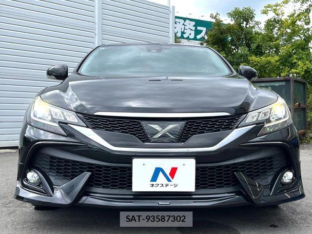 Toyota MARK X 2018-06 8849235-13