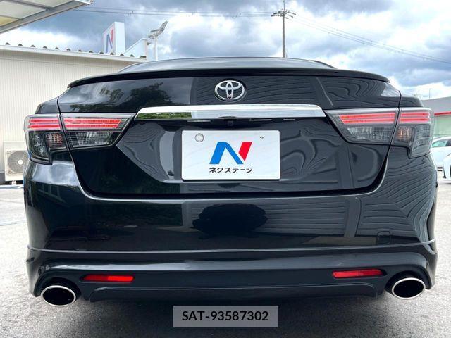 Toyota MARK X 2018-06 8849235-14