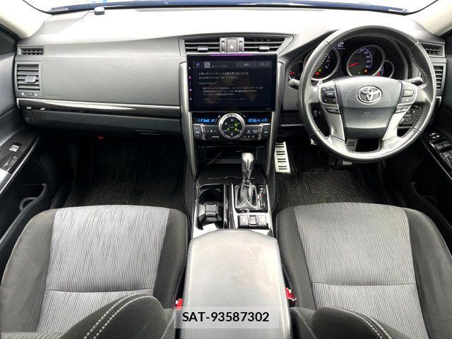 Toyota MARK X 2018-06 8849235-1
