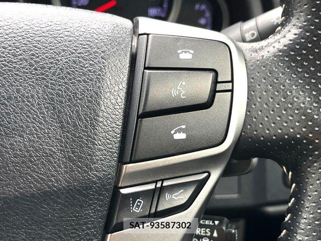Toyota MARK X 2018-06 8849235-5