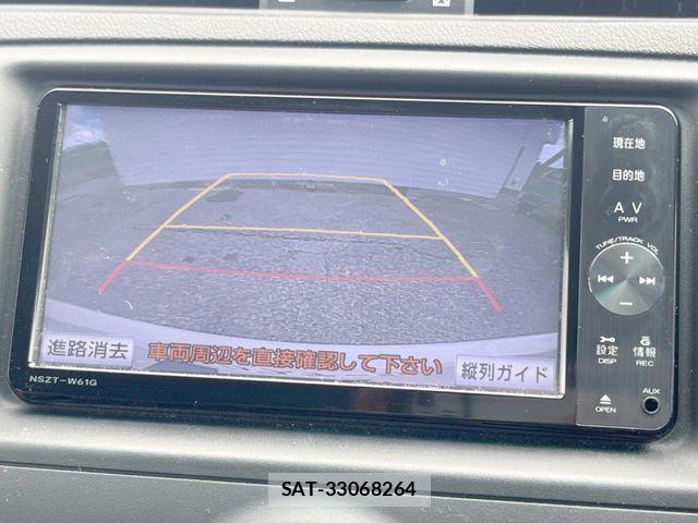 Toyota MARK X 2012-05 8871384-4