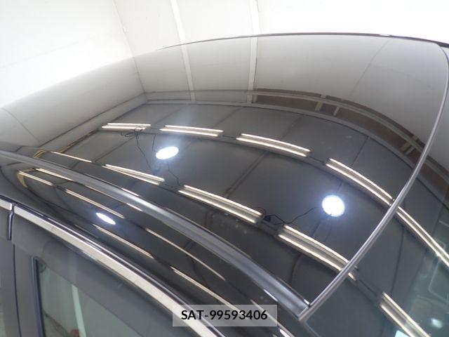 Toyota MARK X 2017-10 8871383-10