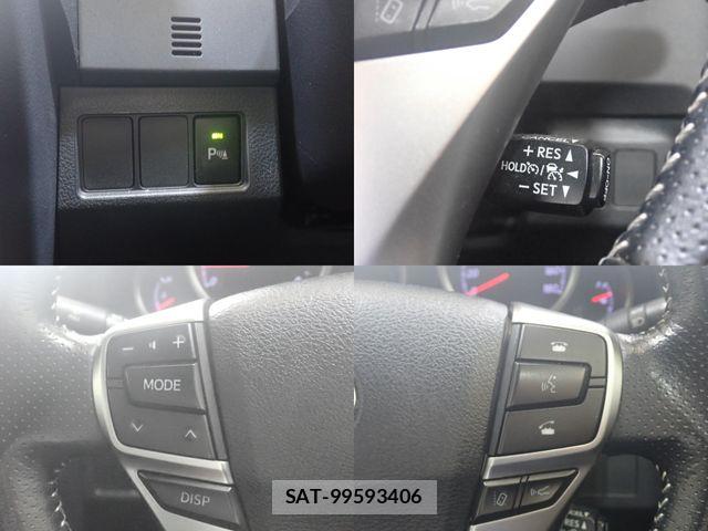 Toyota MARK X 2017-10 8871383-17