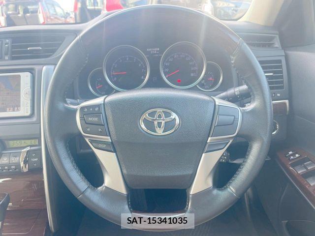 Toyota MARK X 2013-02 8880611-11