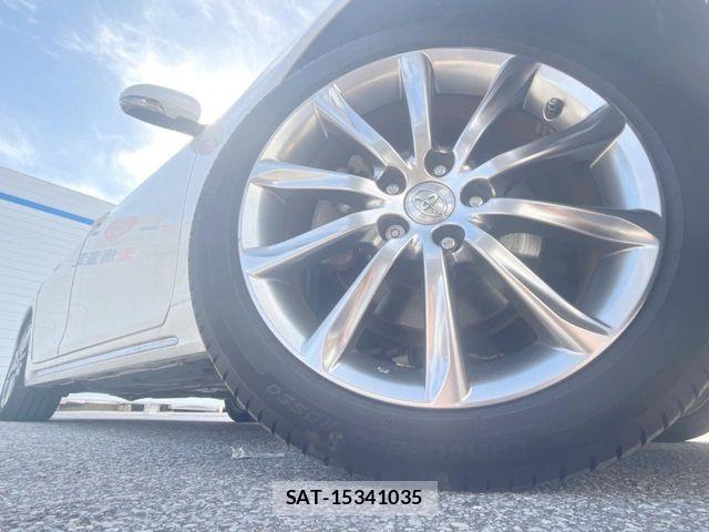Toyota MARK X 2013-02 8880611-13