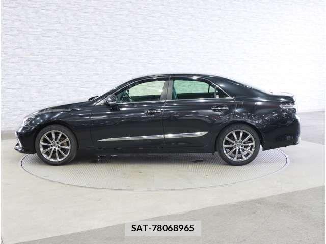 Toyota MARK X 2019-12 8880608-12