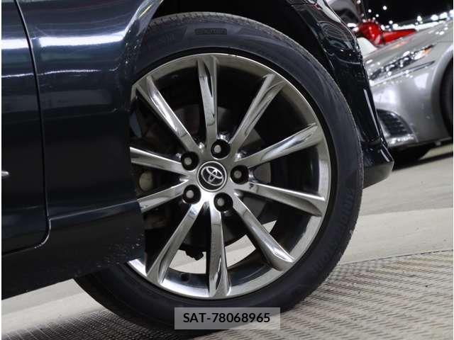 Toyota MARK X 2019-12 8880608-19