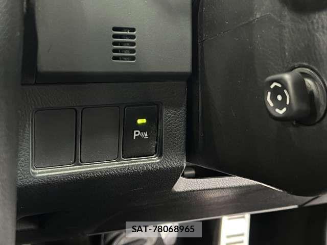 Toyota MARK X 2019-12 8880608-8