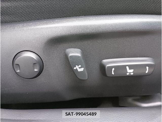 Toyota MARK X 2012-03 8880613-23