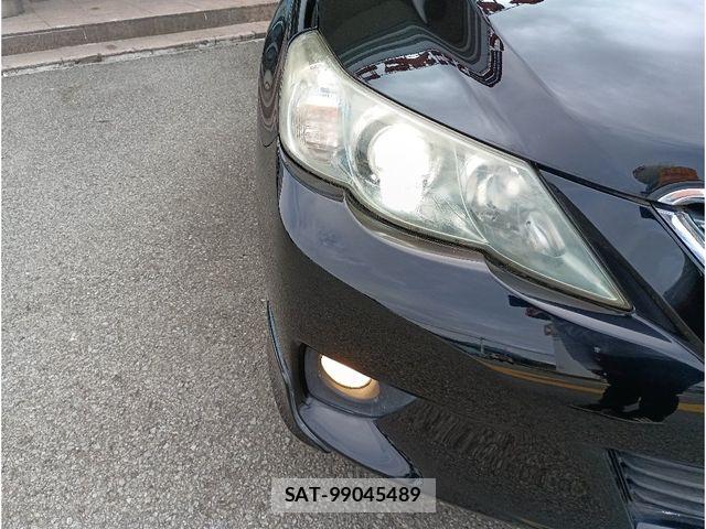 Toyota MARK X 2012-03 8880613-28