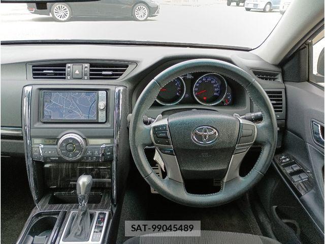 Toyota MARK X 2012-03 8880613-2