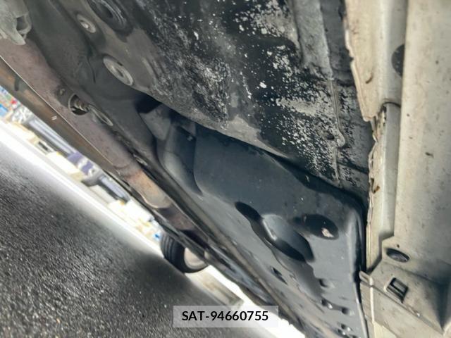 Toyota MARK X 2013-07 8880609-10