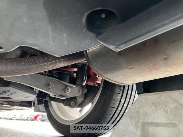 Toyota MARK X 2013-07 8880609-12