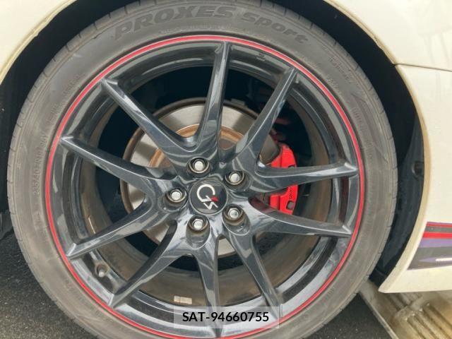 Toyota MARK X 2013-07 8880609-8