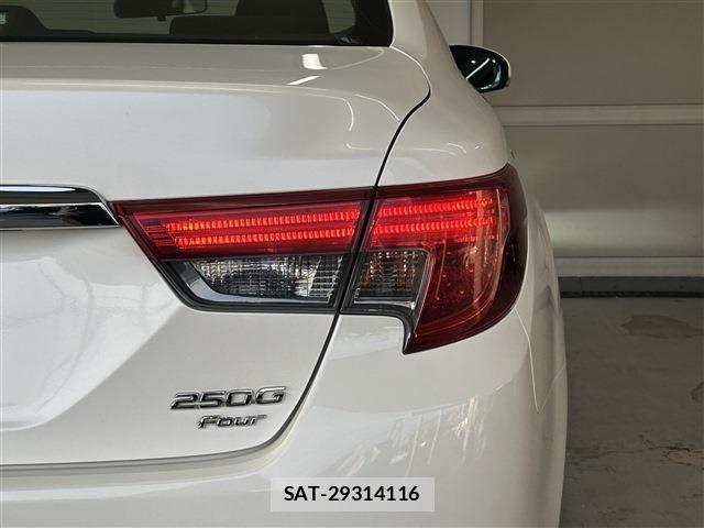 Toyota MARK X 2013-03 8880612-9
