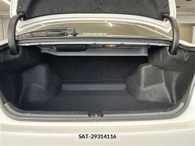 Toyota MARK X 2013-03 8880612-26