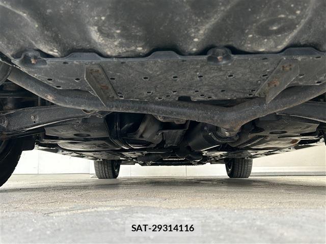 Toyota MARK X 2013-03 8880612-28