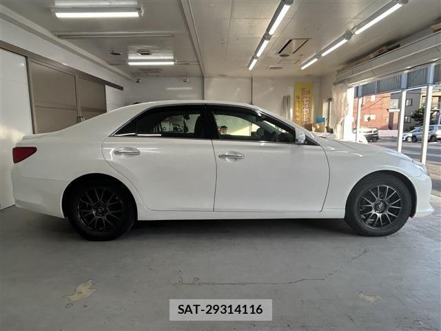 Toyota MARK X 2013-03 8880612-3