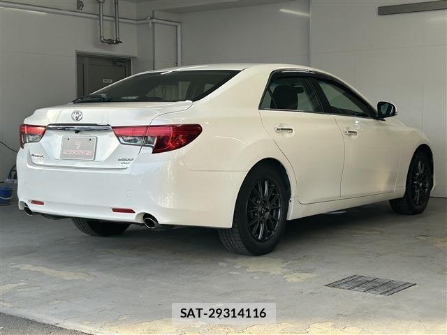 Toyota MARK X 2013-03 8880612-4