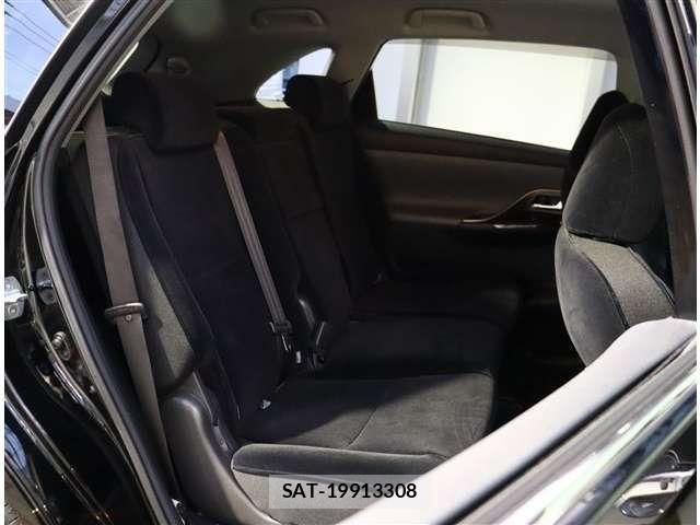 Toyota MARK X 2011-04 3378542-11