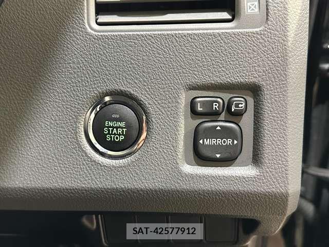 Toyota MARK X 2013-03 4110339-14