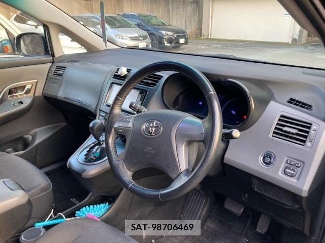 Toyota MARK X 2010-09 6907964-10