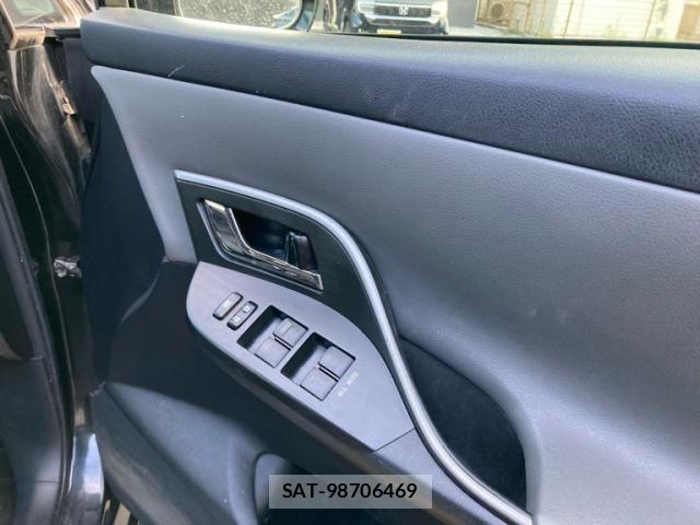 Toyota MARK X 2010-09 6907964-11