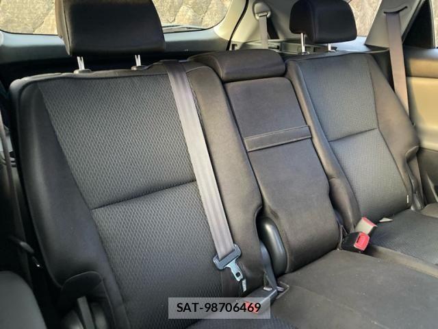 Toyota MARK X 2010-09 6907964-17