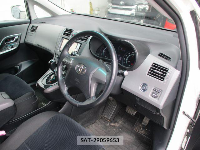 Toyota MARK X 2011-06 7358616-10
