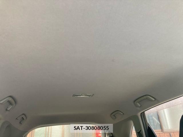 Toyota MARK X 2011-07 7455536-23