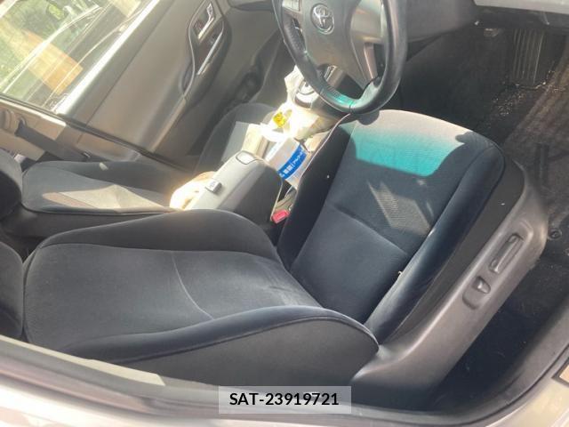Toyota MARK X 2012-06 7455537-14