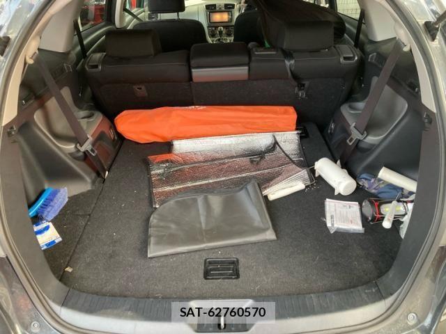 Toyota MARK X 2011-02 8230711-11