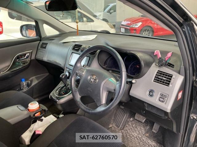 Toyota MARK X 2011-02 8230711-12