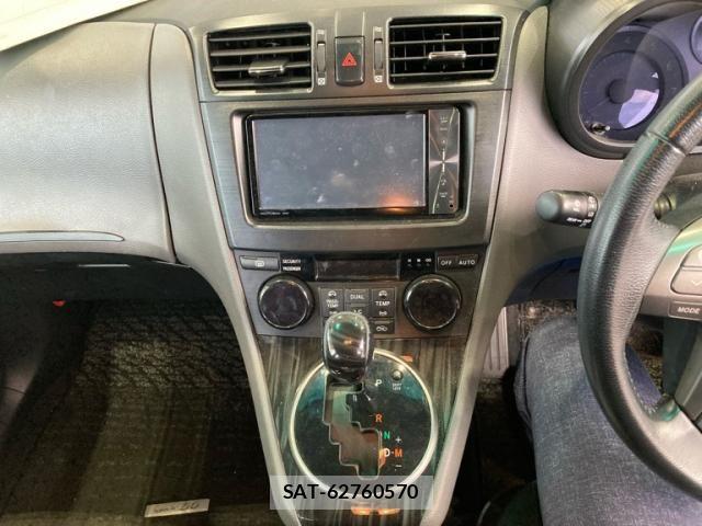 Toyota MARK X 2011-02 8230711-19