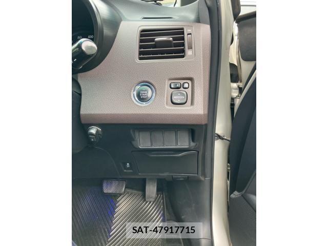 Toyota MARK X 2007-11 8230706-20